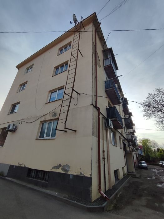 Оренда подобово 3 х кімн квартири з кондиціонером в центрі міста Ужгор