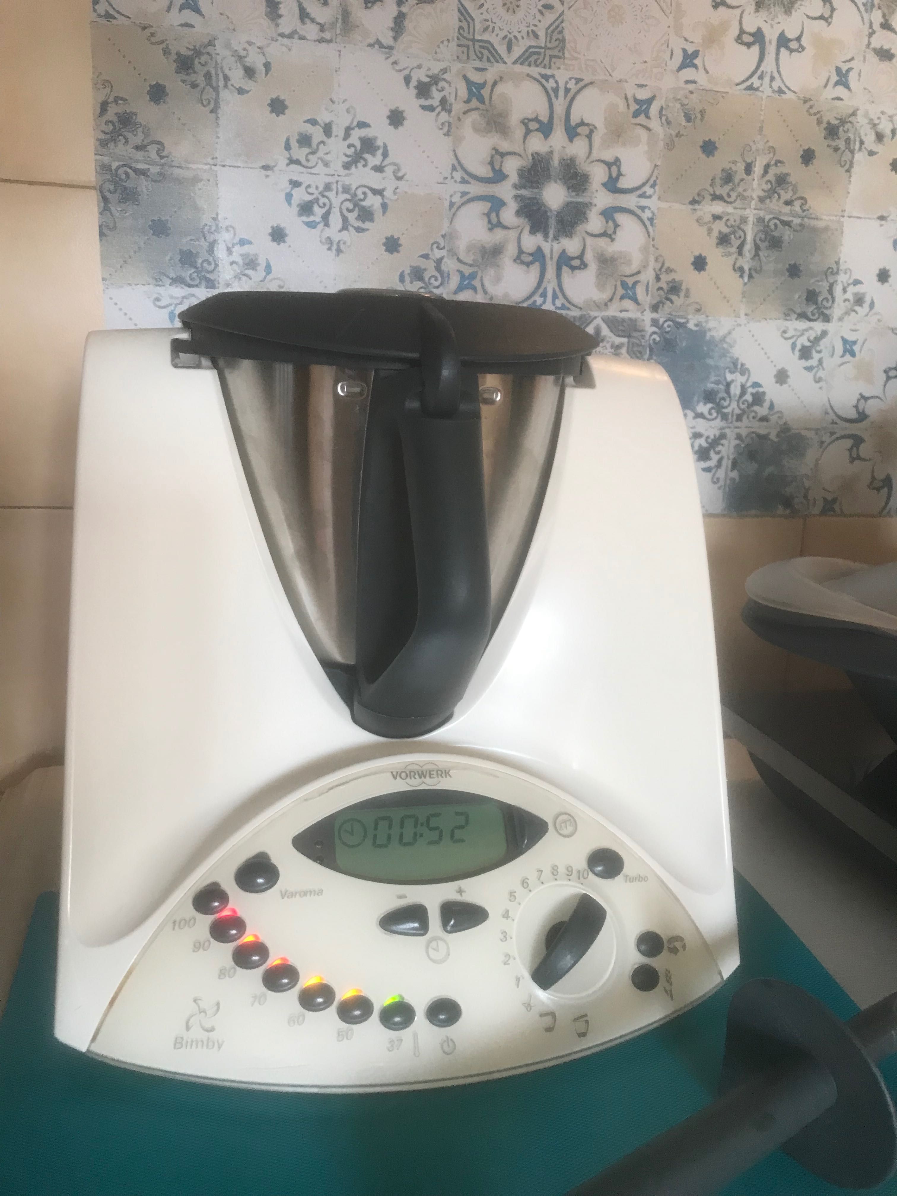 Vorwerk Bimby TM31 com mala verde de transporte