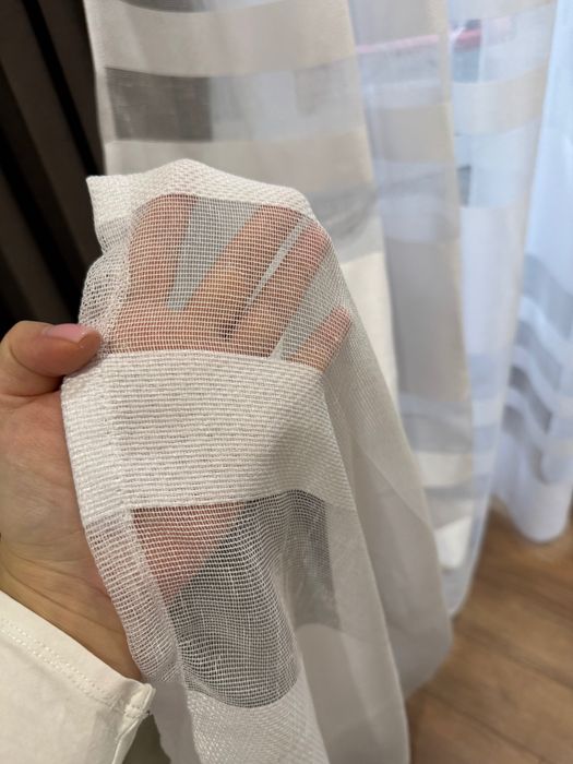 Продаються  штори та тюль в ідеальному стані