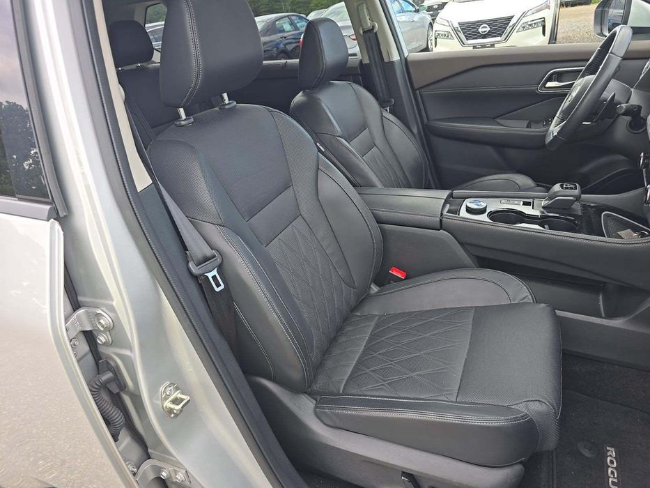 Nissan Rogue Platinum AWD