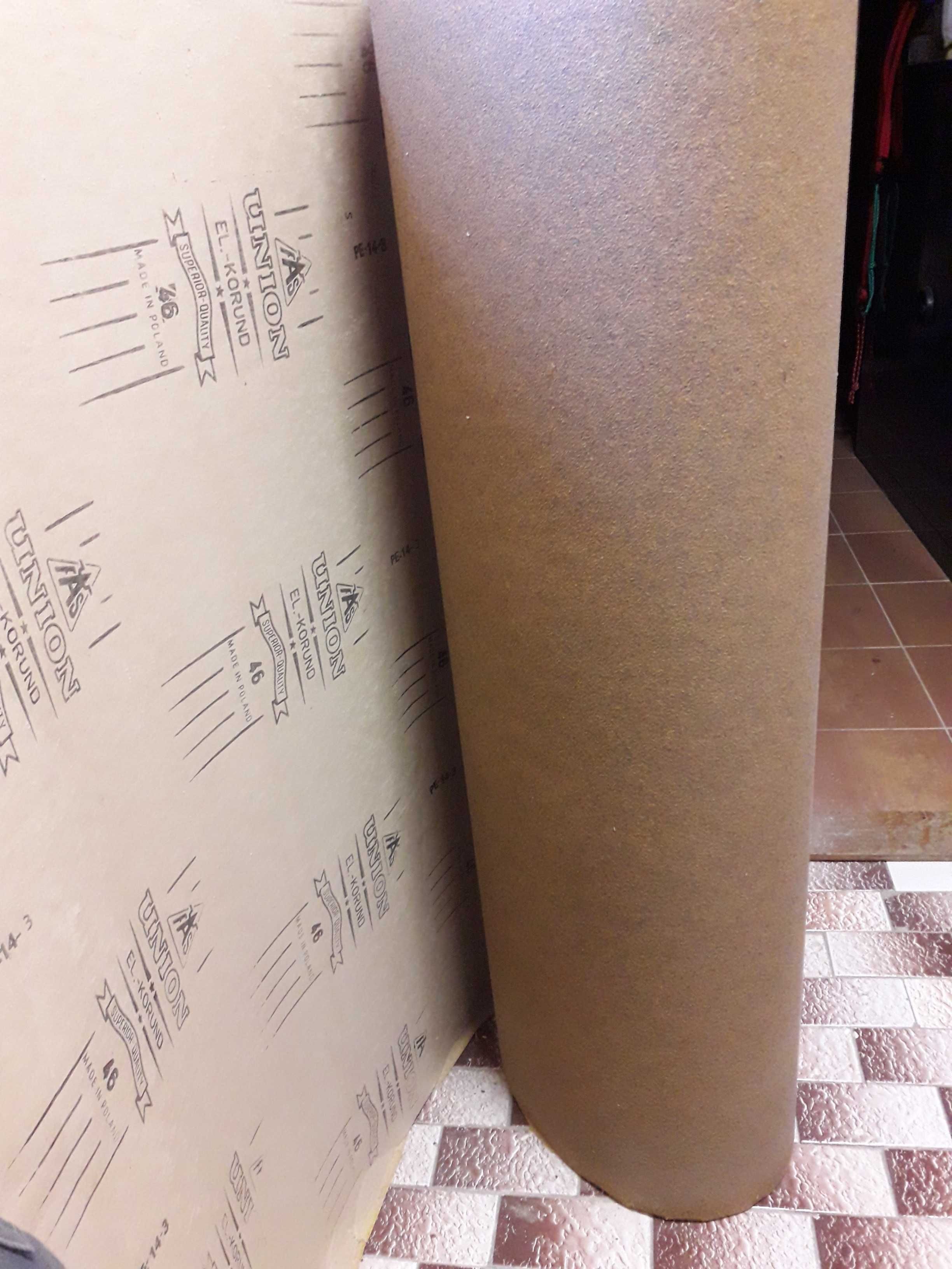 Papier ścierny P46 szeroki 1m, z rolki, korund