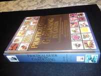 Livro raro - Practical Guide To Gardening In Canada