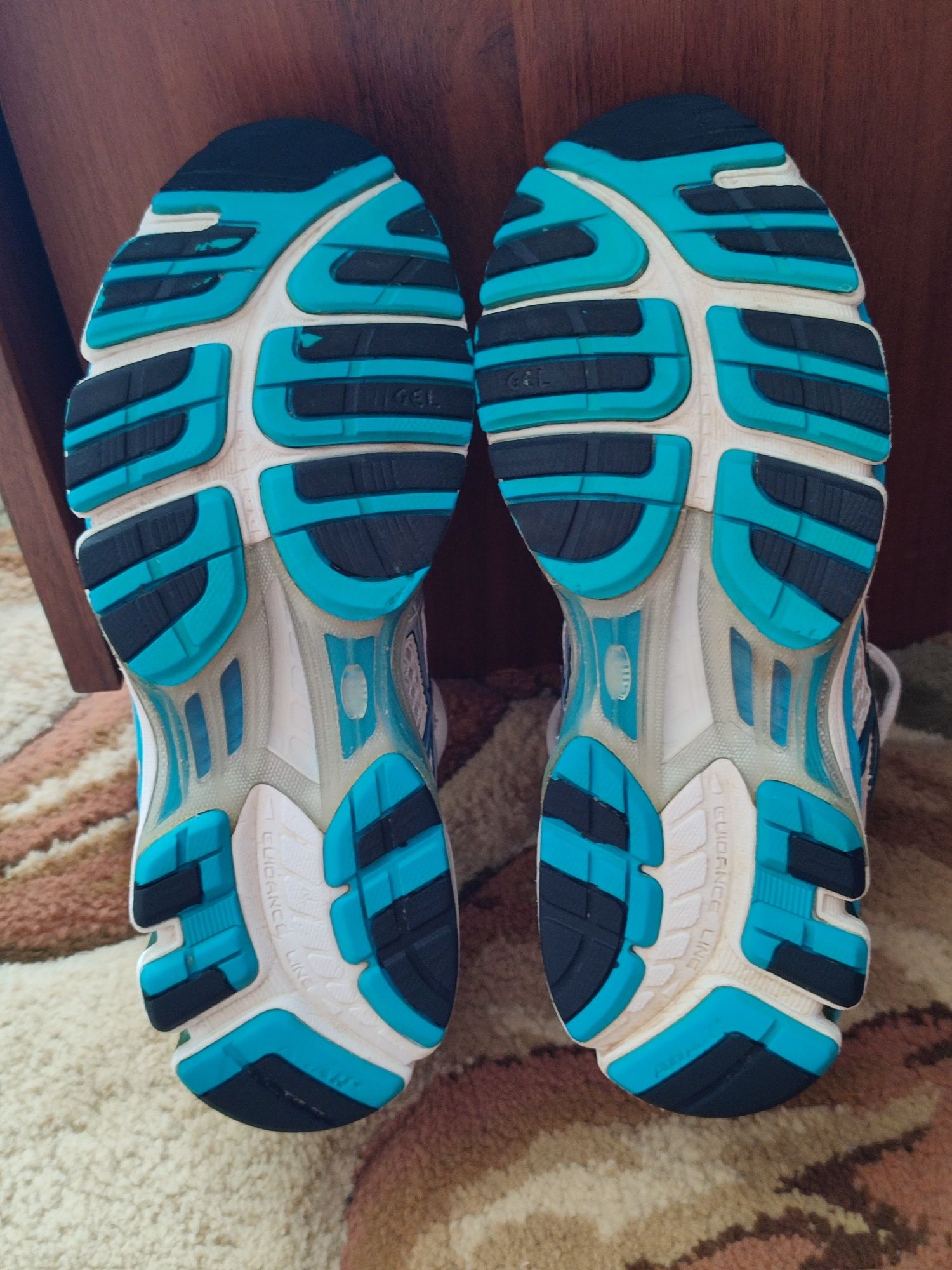 Кросівки Asics Gel - Kayano 18
