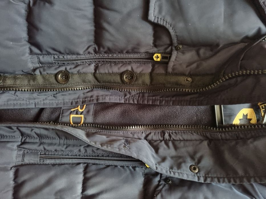 Чоловіча зимова куртка