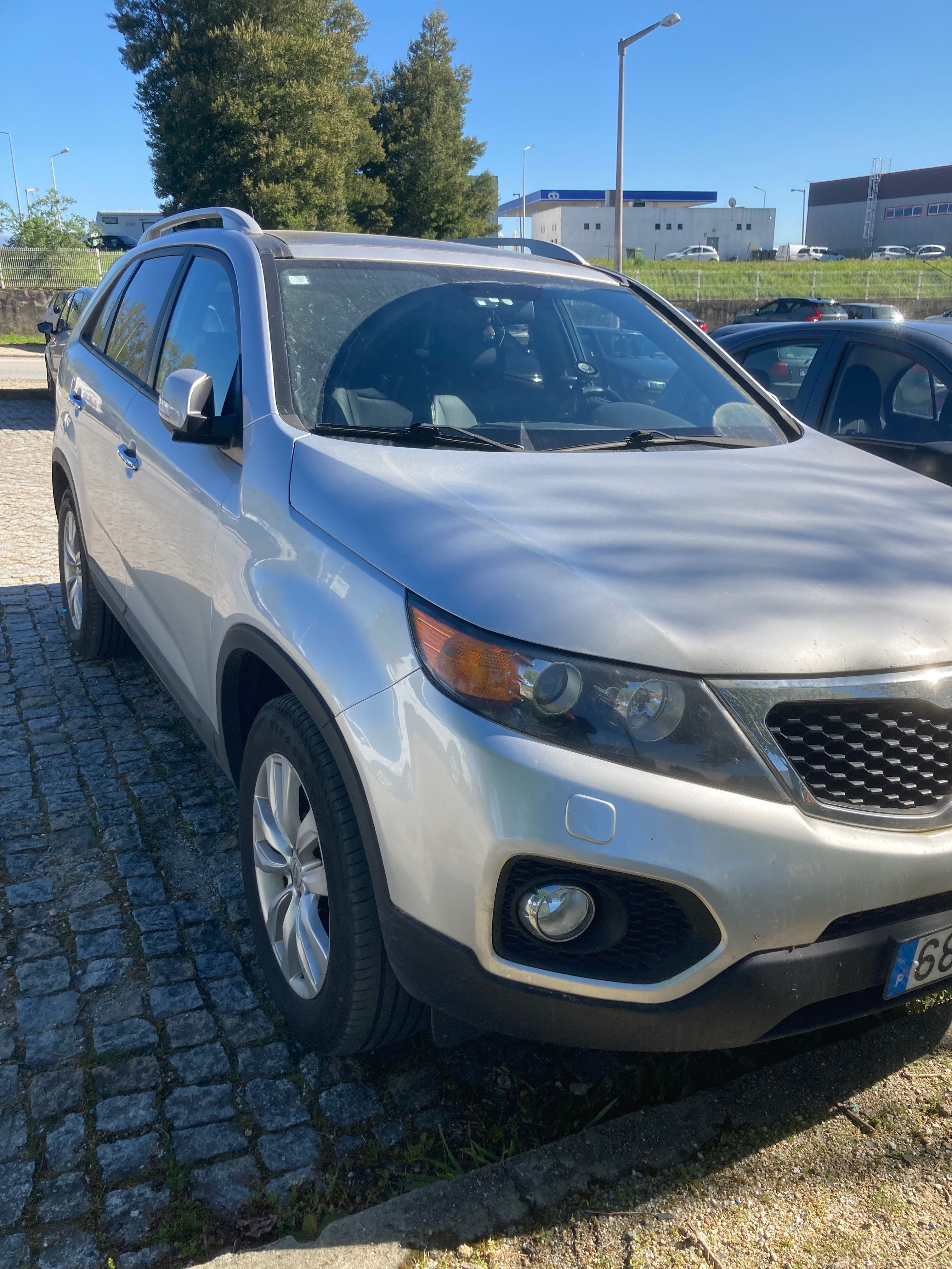 Vende-se Kia Sorento