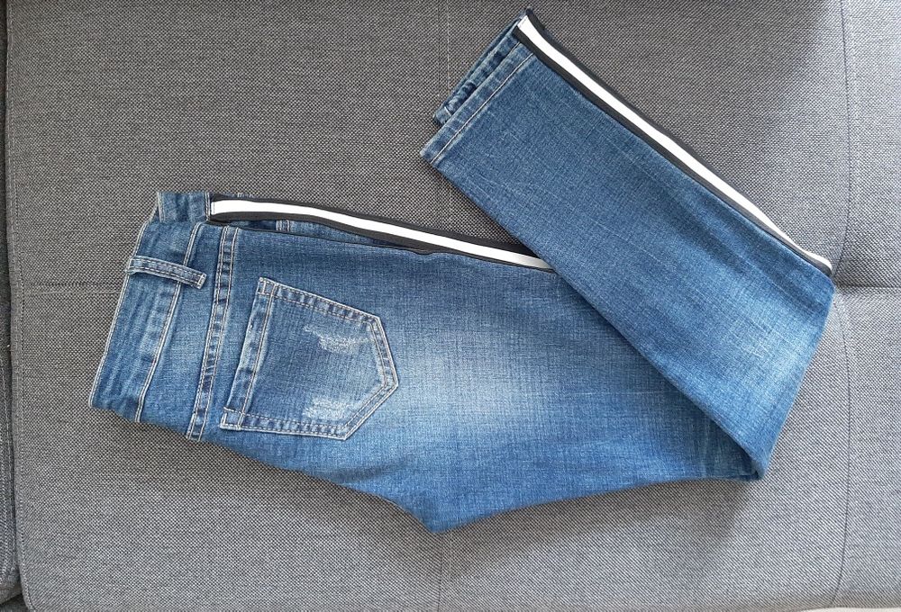 Spodnie jeansy z lampasem r.36(S)
