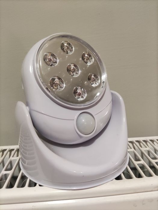 Lampka, lampki, LED z czujnikiem ruchu
