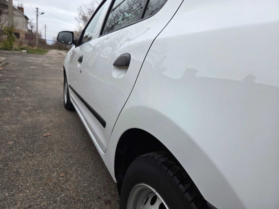 Стан нового авто!!! Dacia Logan 2015. Не битий. Не фарбований.