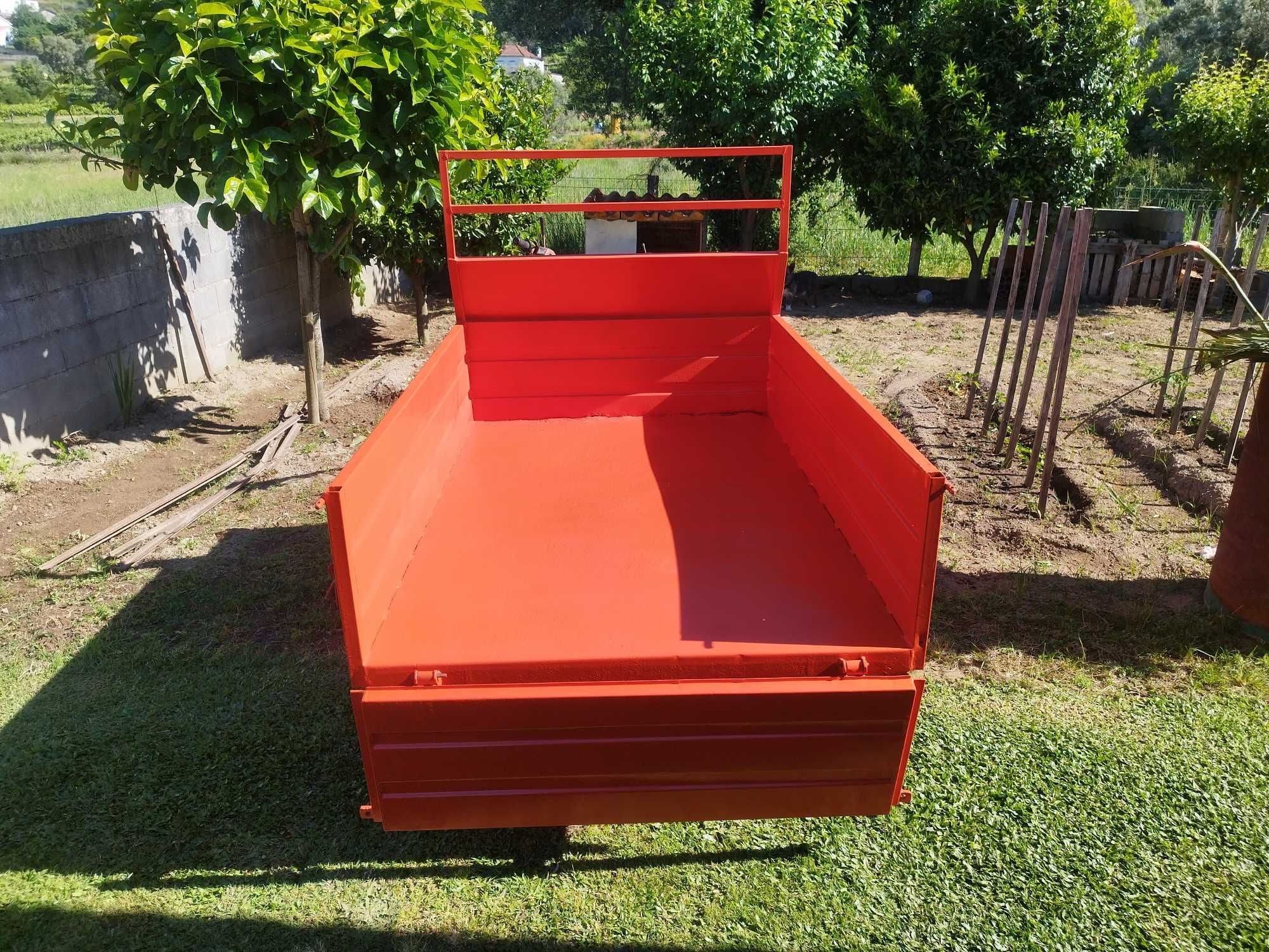 Honda f560 com reboque e acessórios
