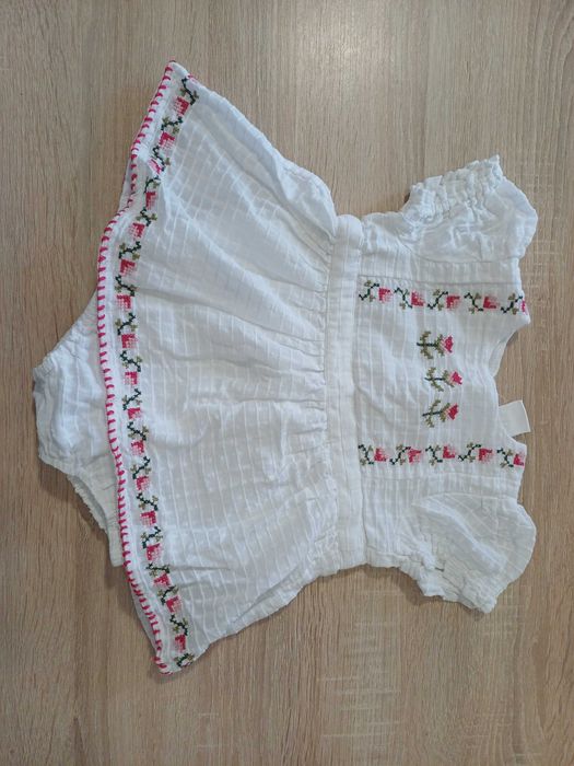 Боді святкове з вишивкою NEXT для дівчинки 74