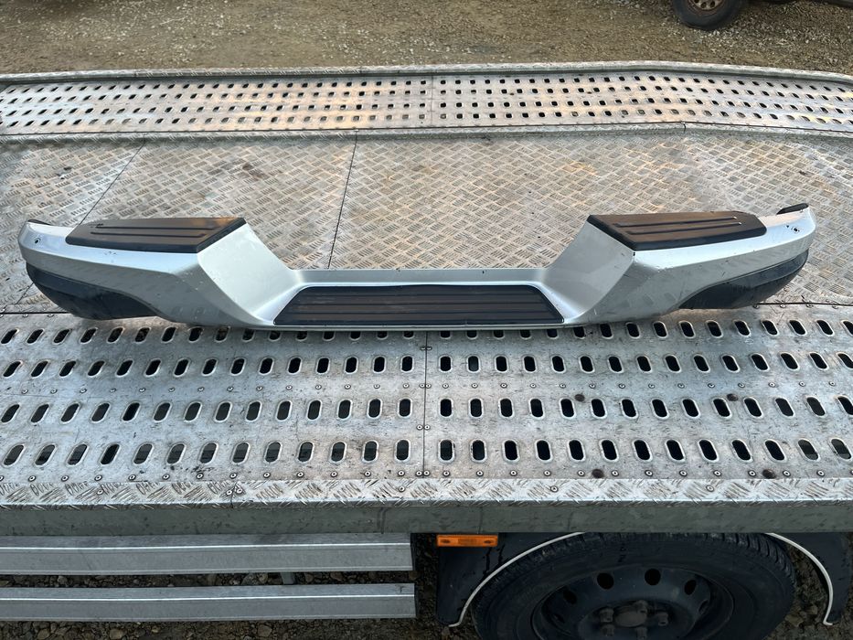 Mitsubishi l200 zderzak tyl