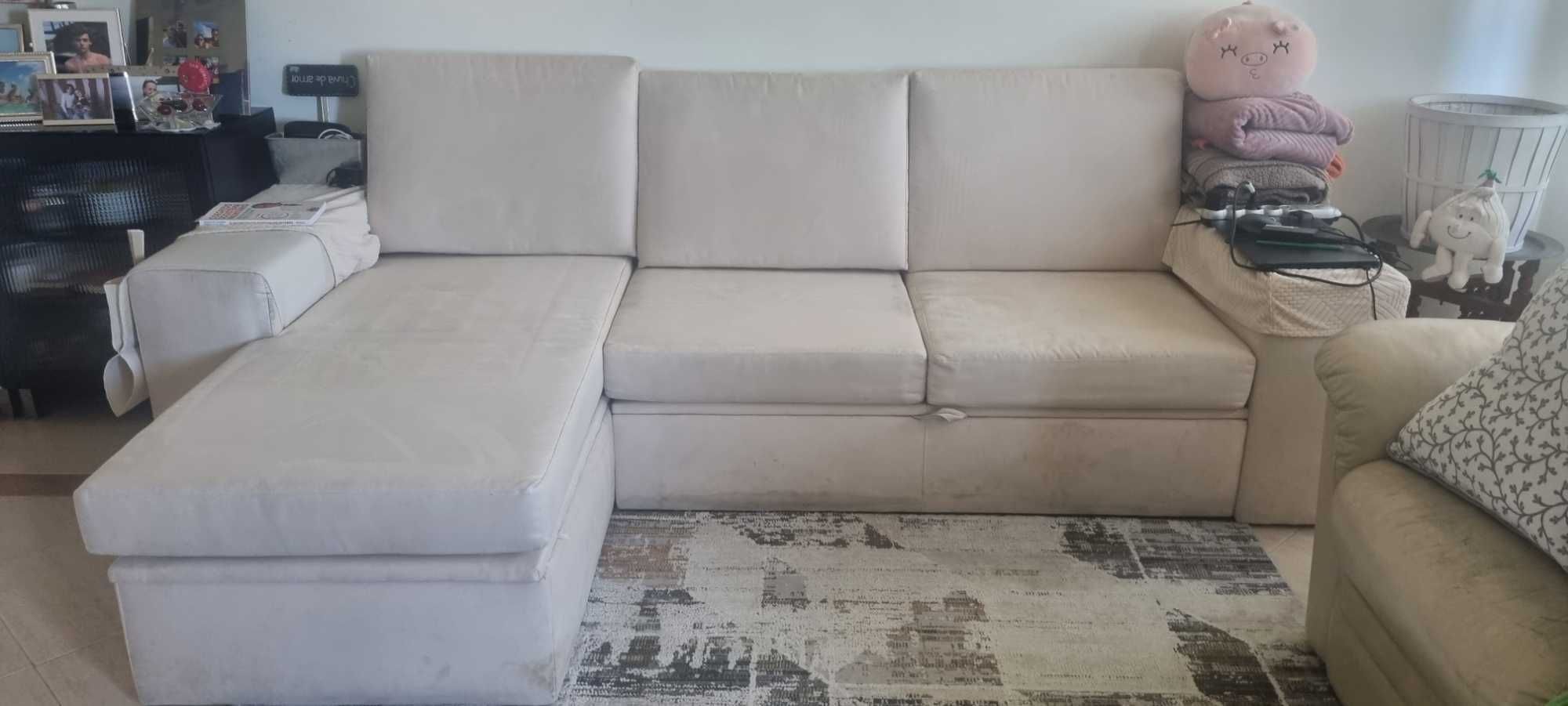 Sofá 4 lugares com chaise longue