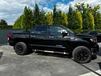 Toyota Tundra PLATINUM, niski przebieg! 100% oryginał!