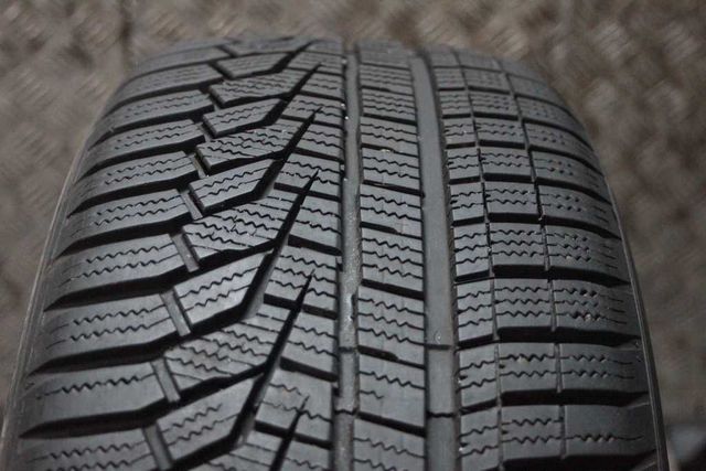 225/50/17 Hankook Winter i *Cept evo2 225/50 R17 7,3mm 2018r