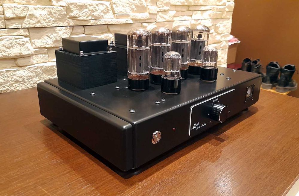 Wzmacniacz lampowy audio Dynaco A-410 - 5881