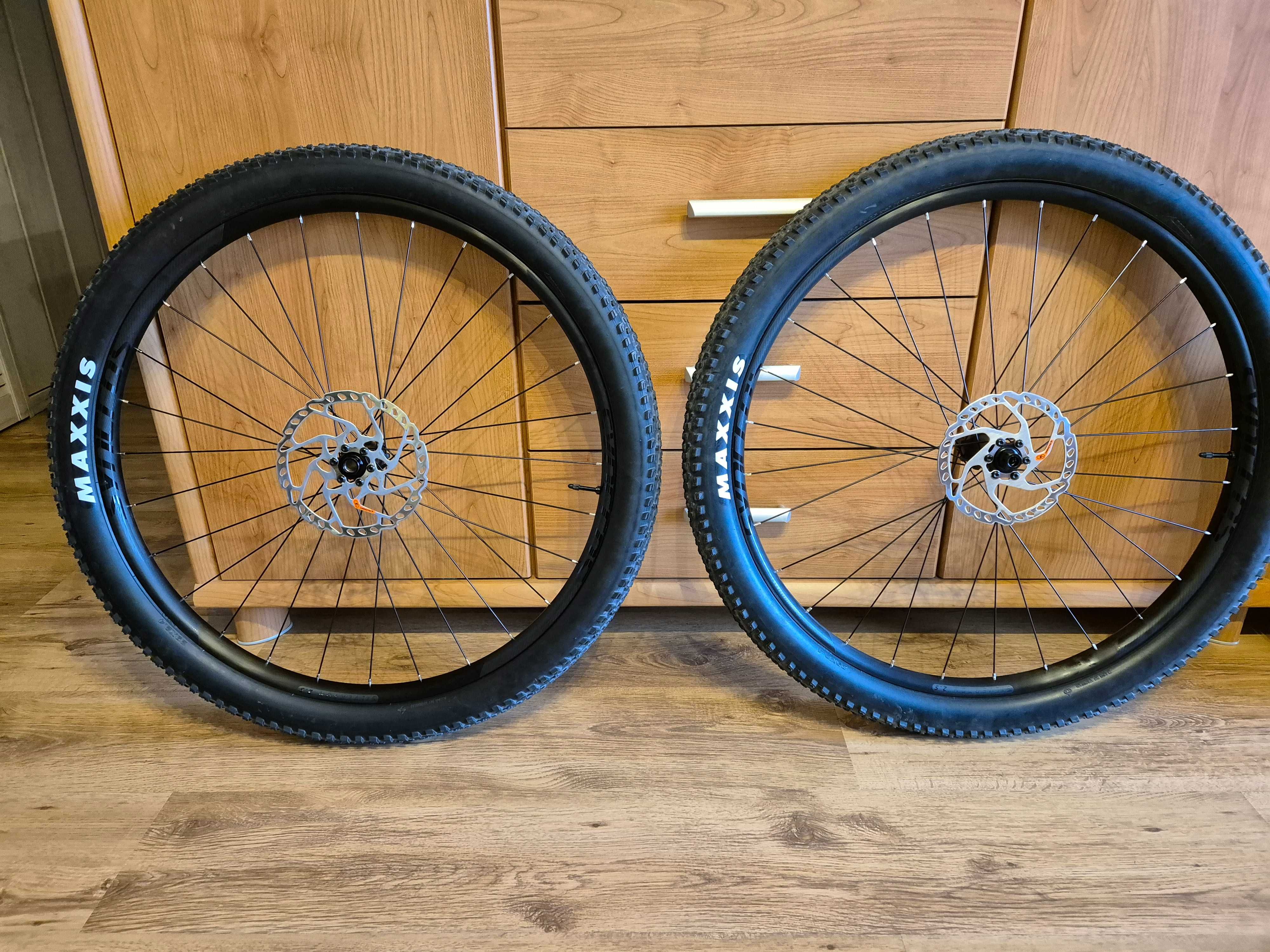 Koła Syncros Silverton 29" MTB + opony Maxxis Rekon