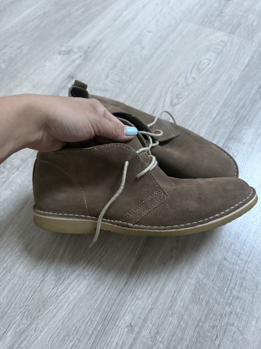 Чоловічі замшеві черевики