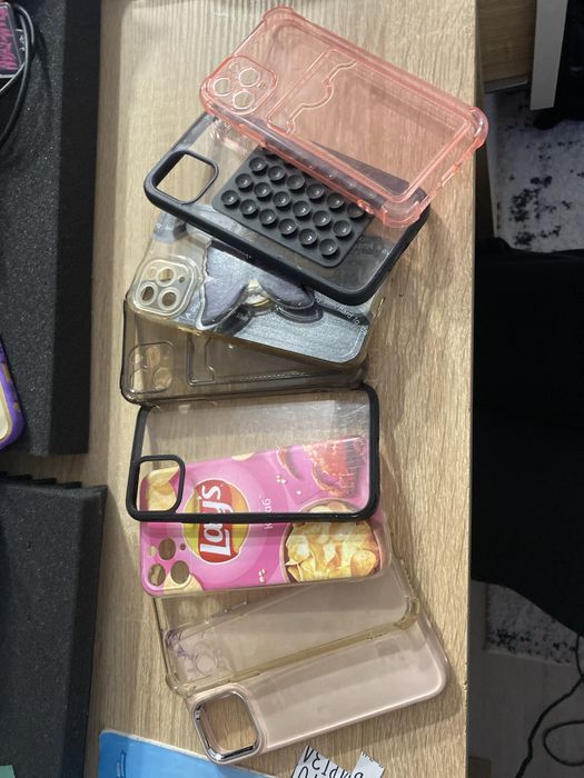 Чехли на iPhone 11pro