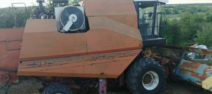 Продам комбайн Полісся 812