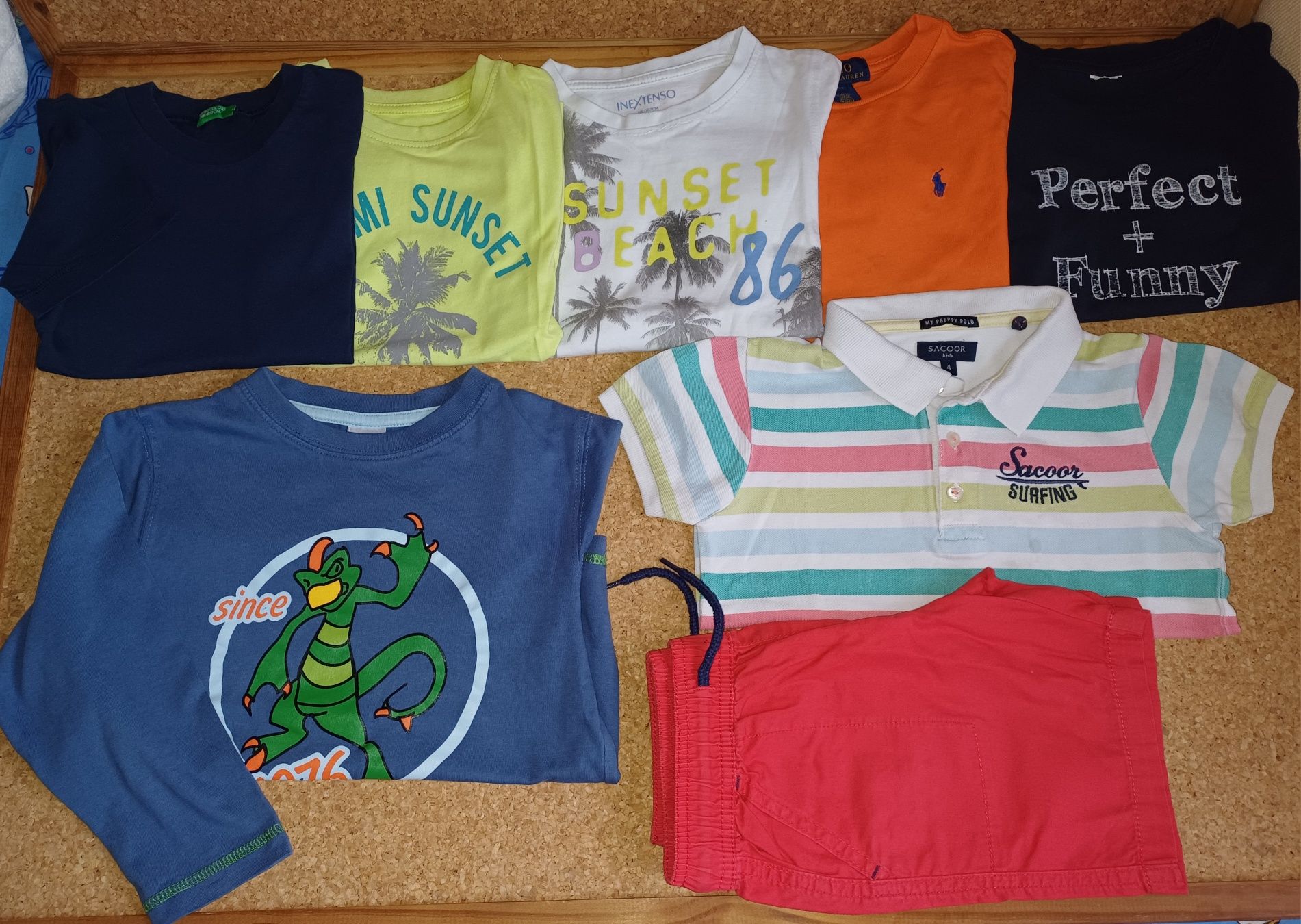 Conjunto/lote de roupa de criança 4/5 anos, 13 peças.