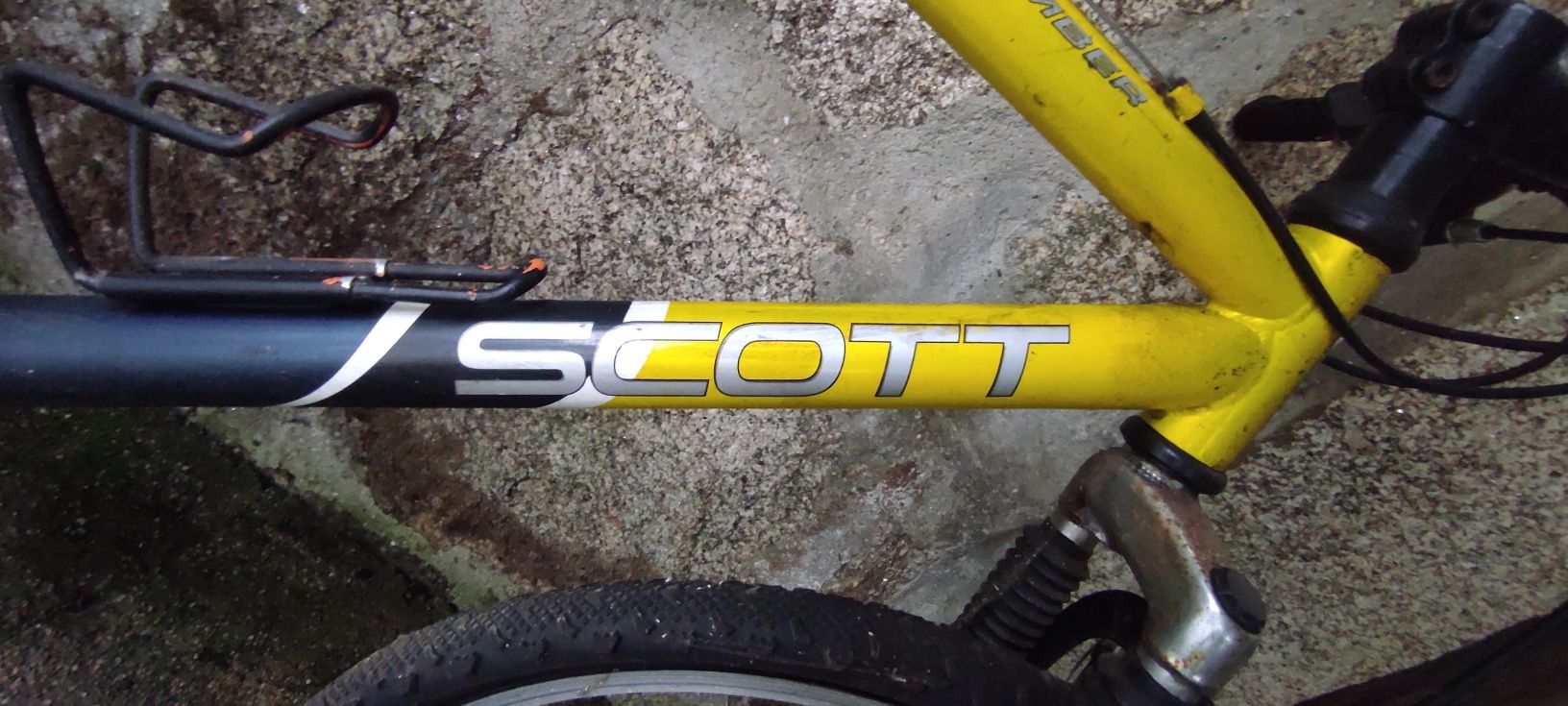 Bicicleta Scott  em bom estado