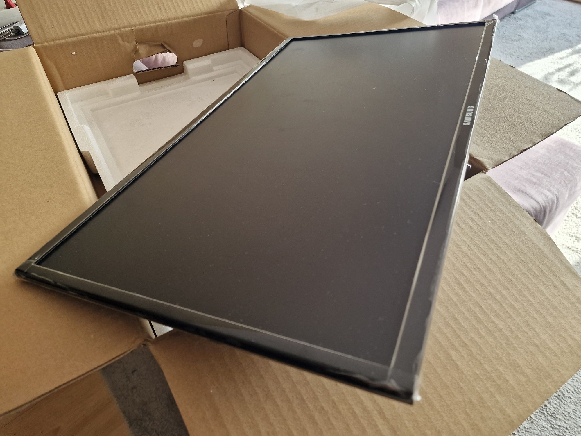 Monitor 24" Samsung