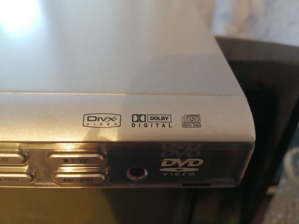 Продам DVD Player Philips DVP 3010