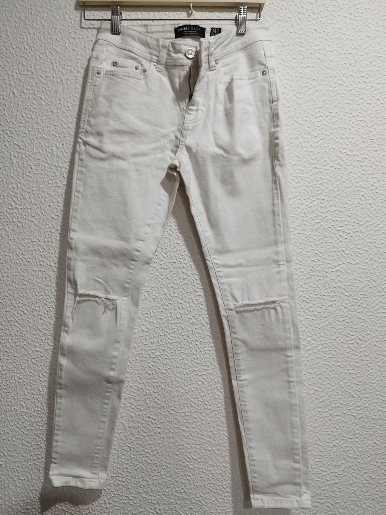 Calças 34, 36, 40
