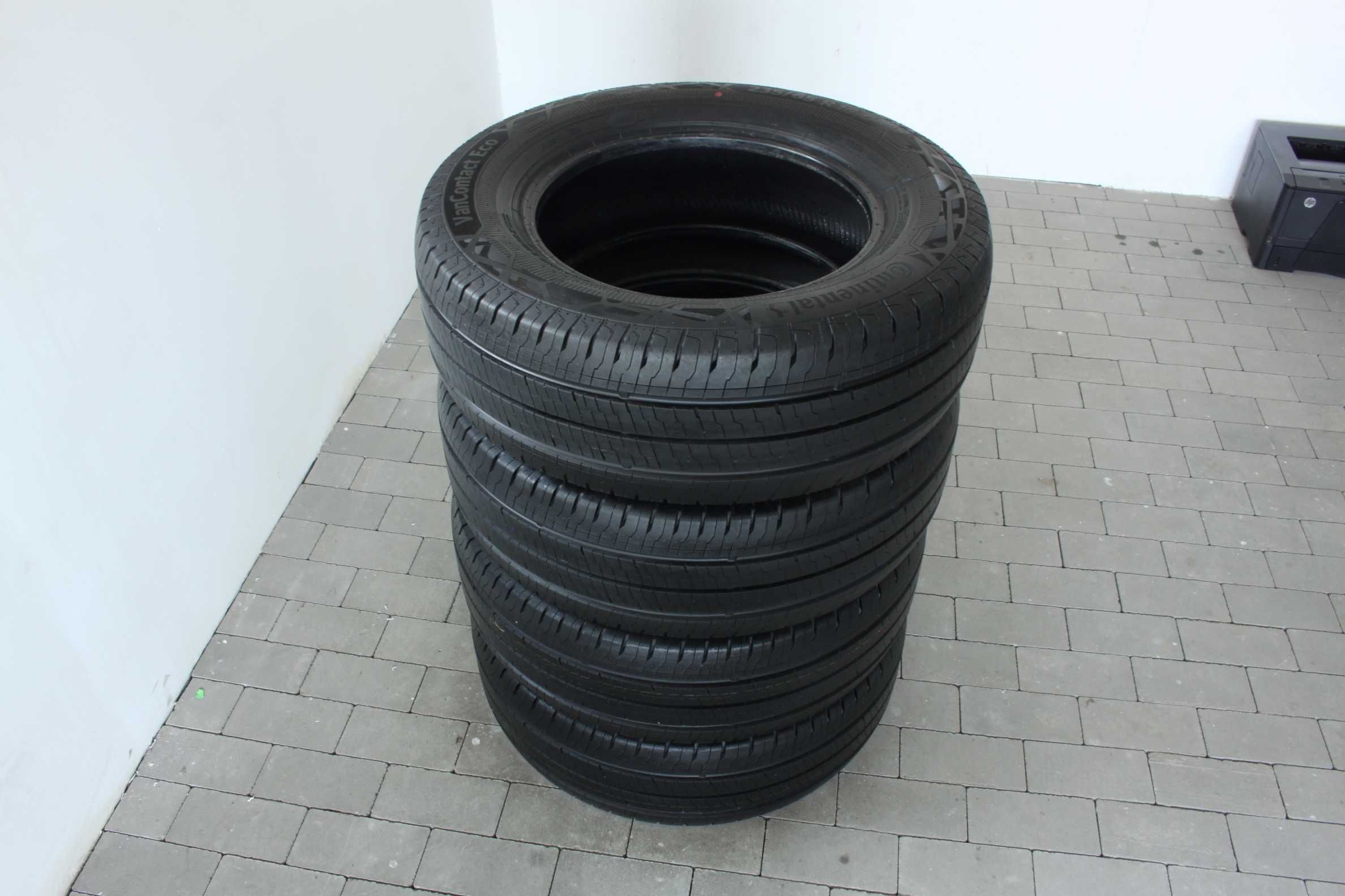 Opony letnie Continental 235/65 R16C Bus Kamper z nowego pojazdu