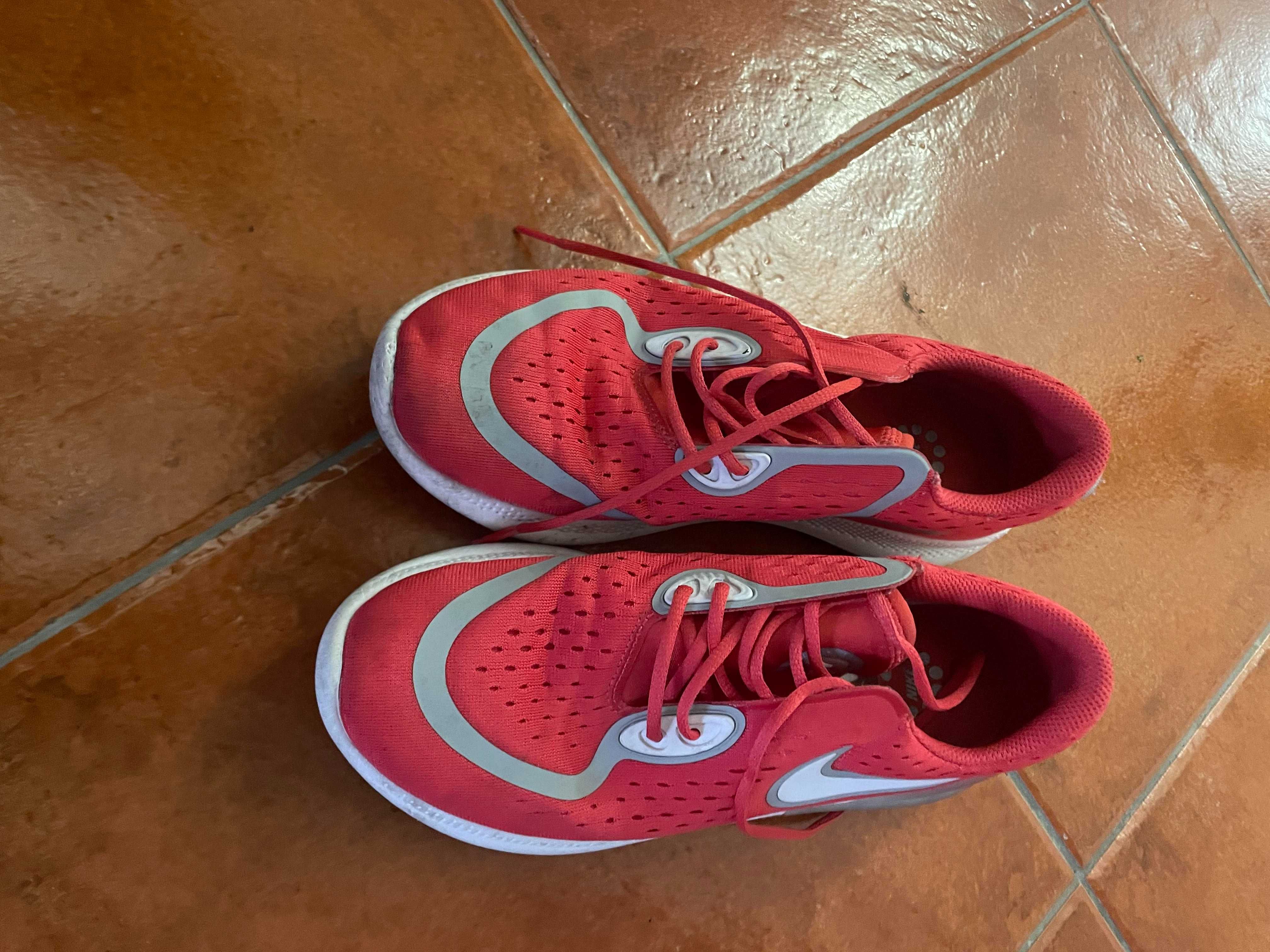 Sapatilhas Nike Joyride 40,5