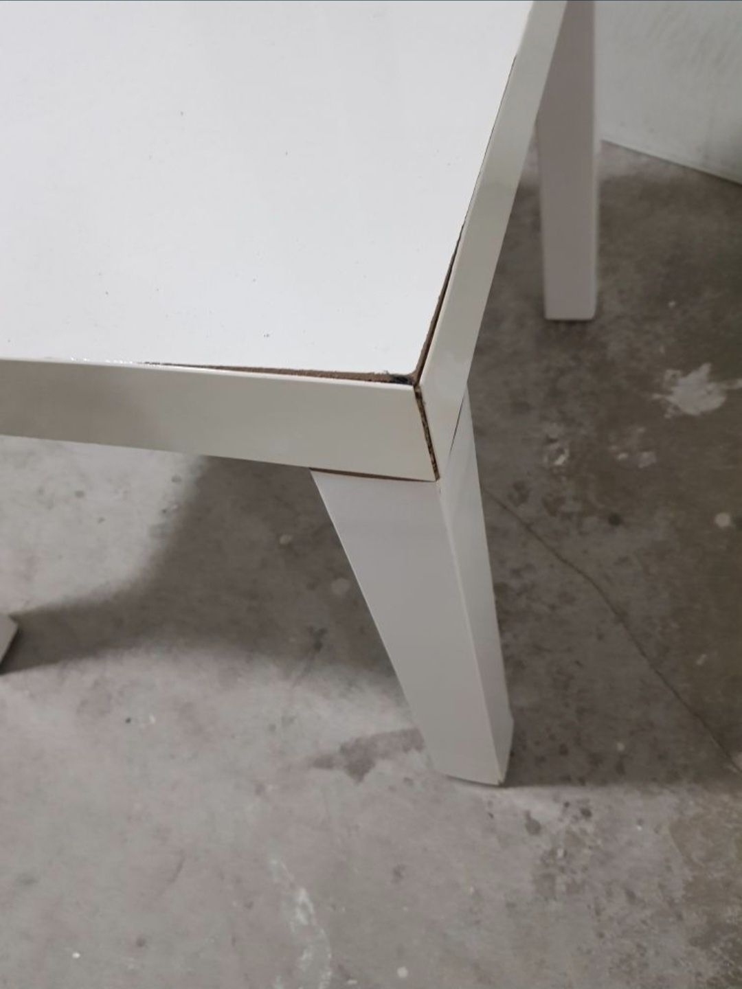 Stolik kawowy Ikea biały połysk