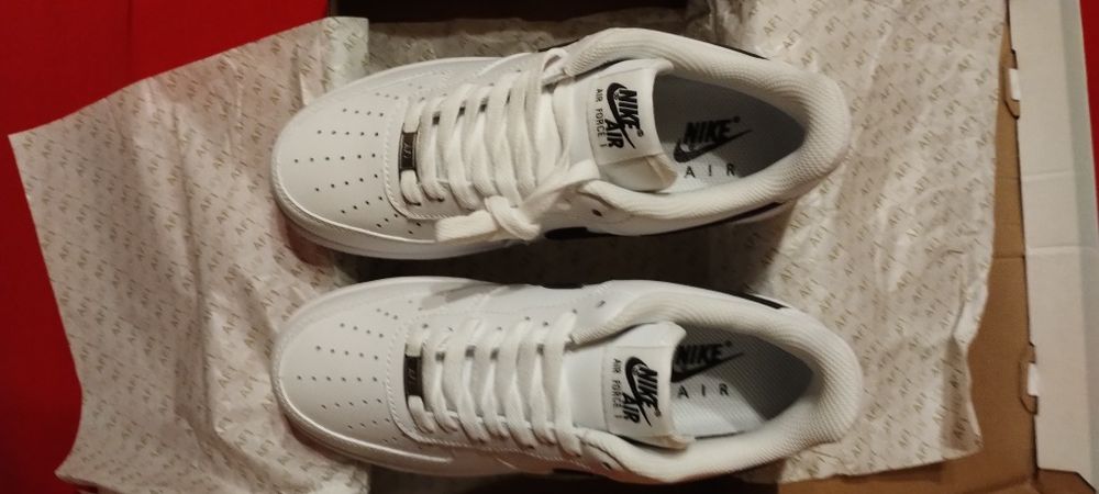 Buty sportowe NIKE AIR FORCE 1 07 r.40