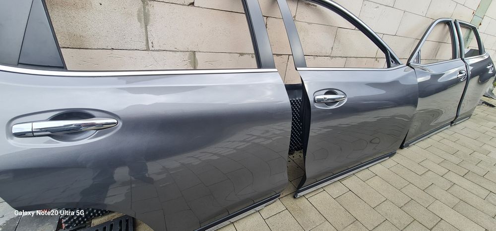 Nissan Rogue x-trail двері передні задні