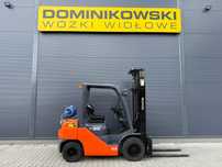 Toyota 02-8FGF25  wózek widłowy 2016R. LPG triplex WYNAJEM SPRZEDAŻ SERWIS
