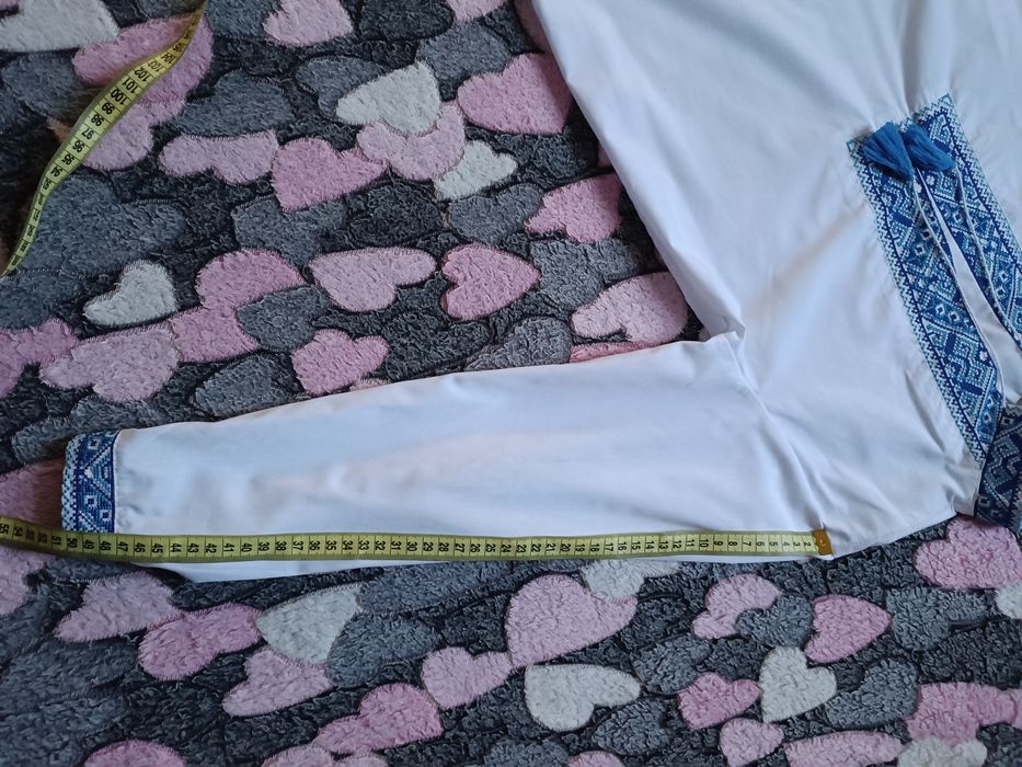 Вишиванка та біла рубашка на хлопчика 7-10 років