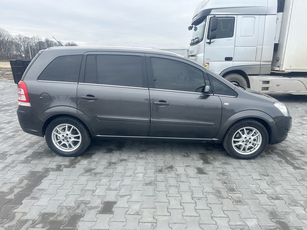 Opel Zafira B Cosmo 2009