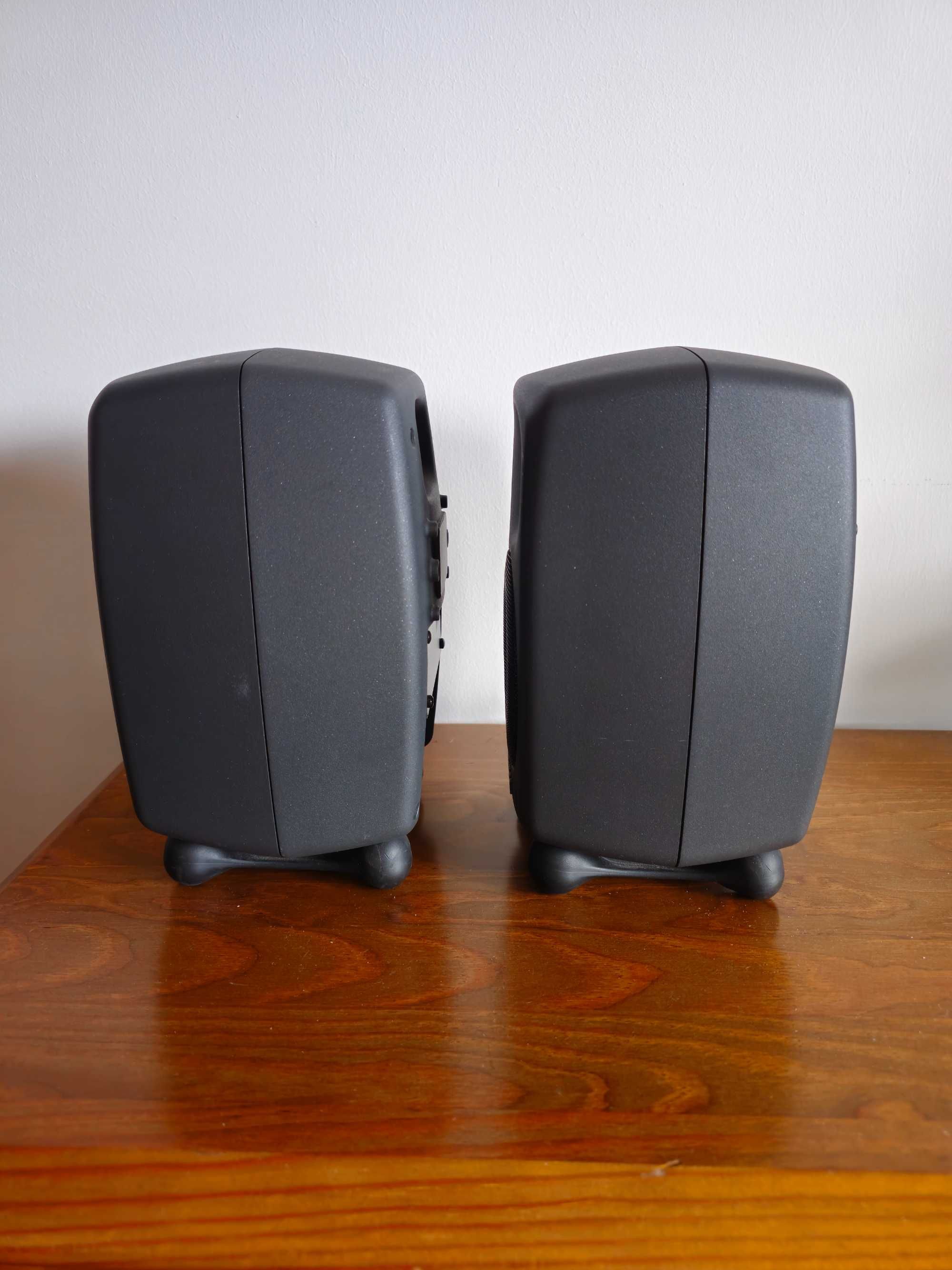 Vendo Par Colunas Genelec 8020A