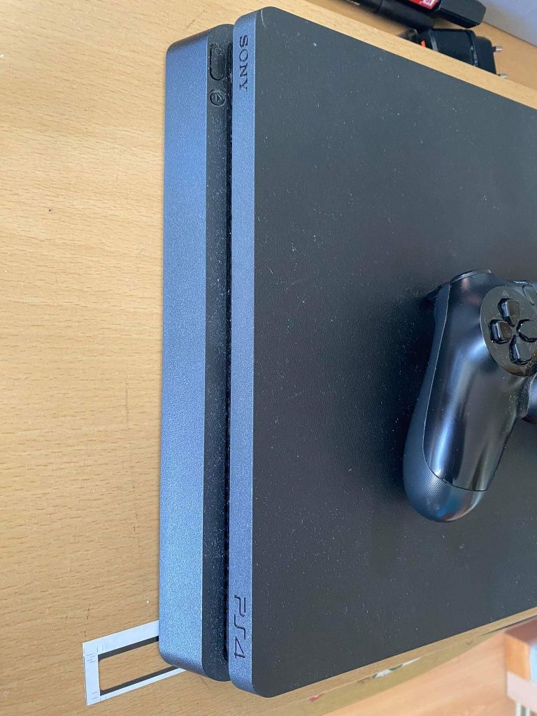 Playstation 4 + extras