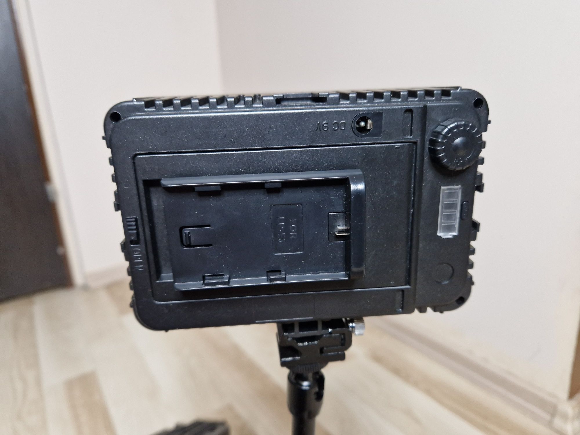 RIG Stabilizator Statyw naramienny. Uchwyt do kamery oraz Aparatu DSLR