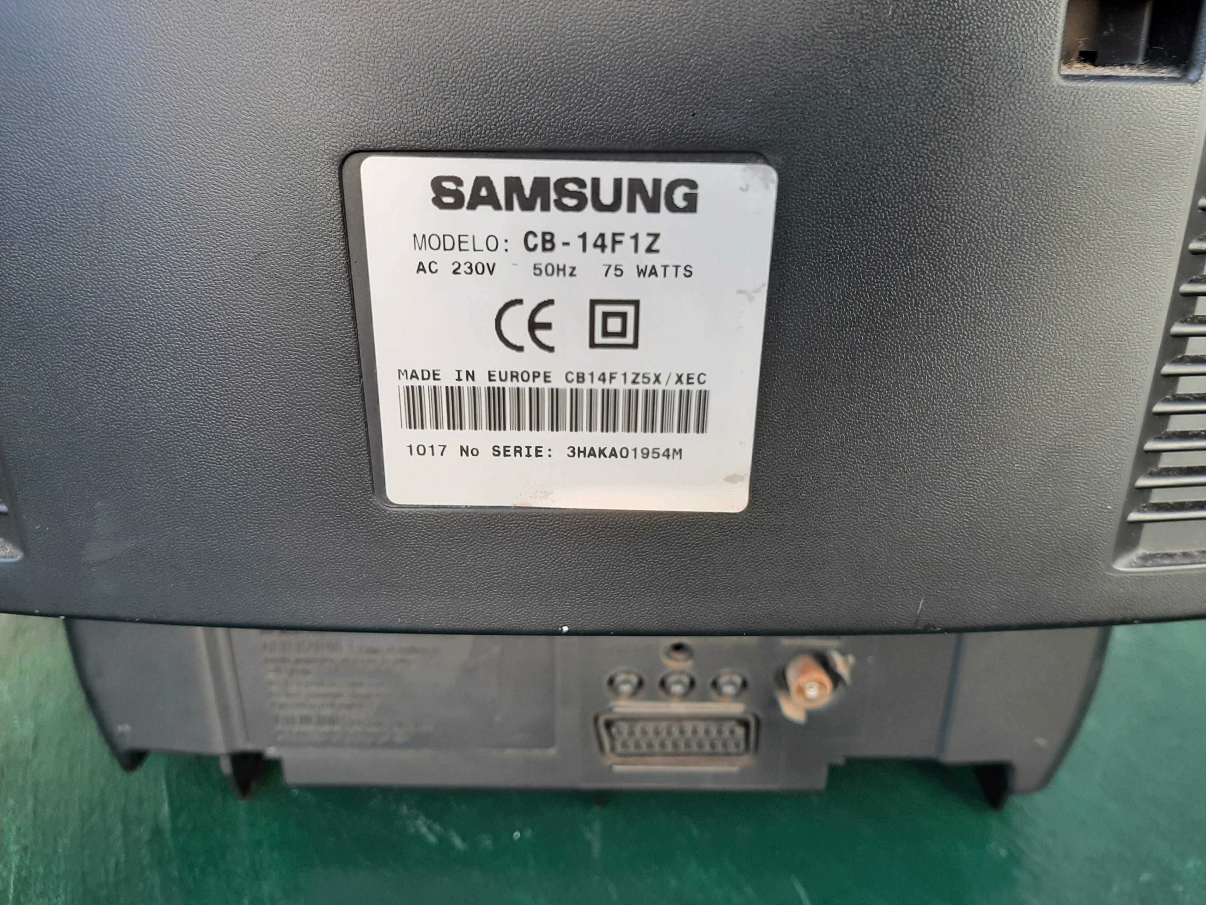 TV Samsung Cinzenta 14 polegadas CB-14F1Z