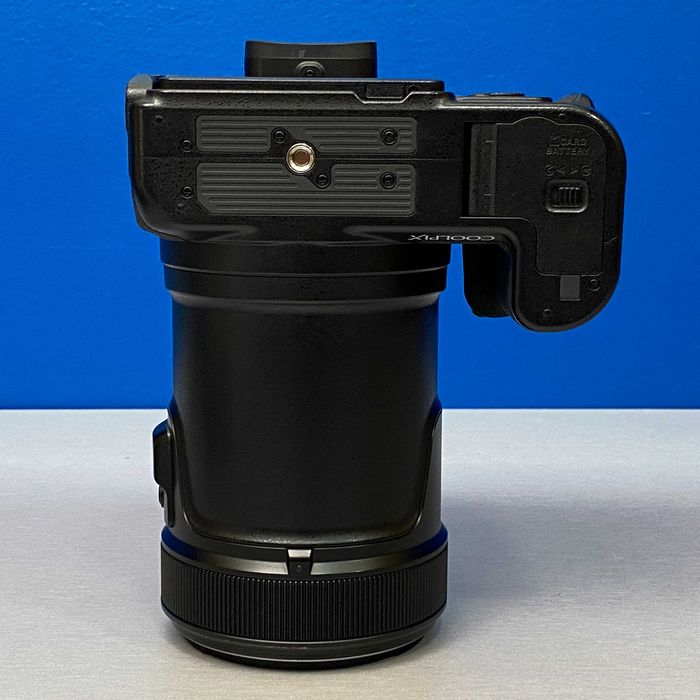 Nikon Coolpix P1000 (16MP - 125x Optical Zoom)