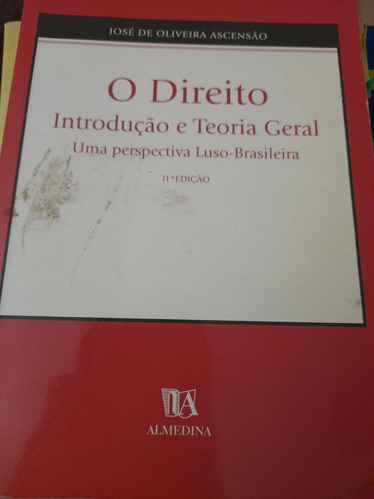 Diversos livros direito usados
