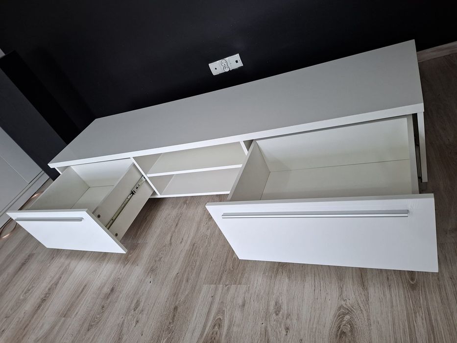 Szafka RTV z 2 szufladami