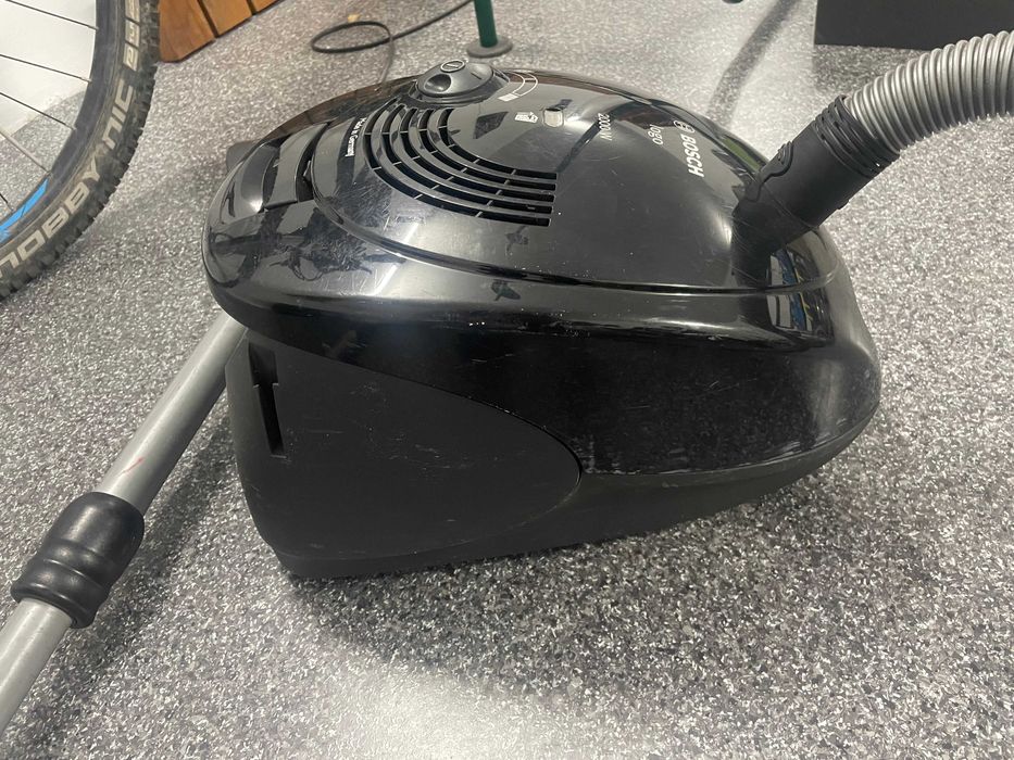 Пилосос Сіменс 2000 Ват