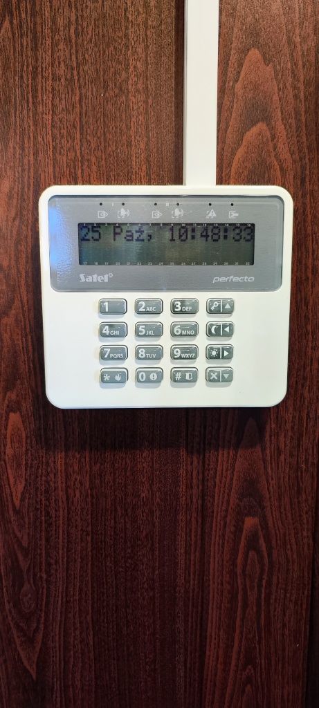 Zestaw monitoringu i alarmu
