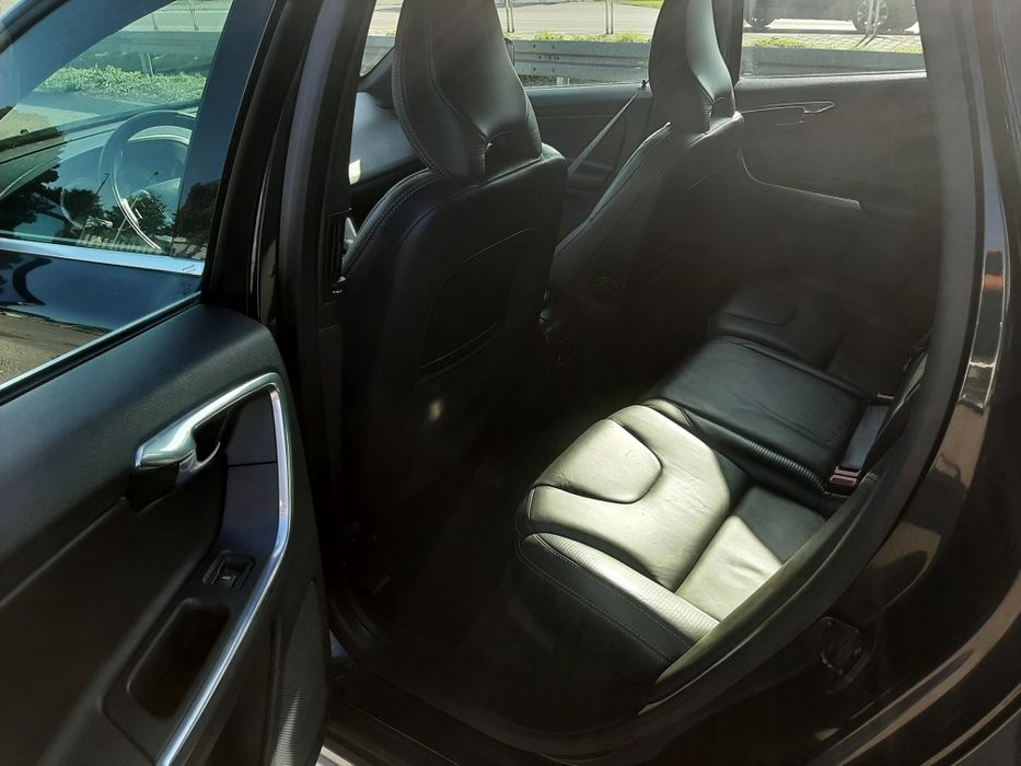 Volvo XC60 2.4d5 AWD import Niemiec