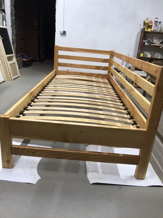 Продам НОВЕ односпальне ліжко(виробництво)