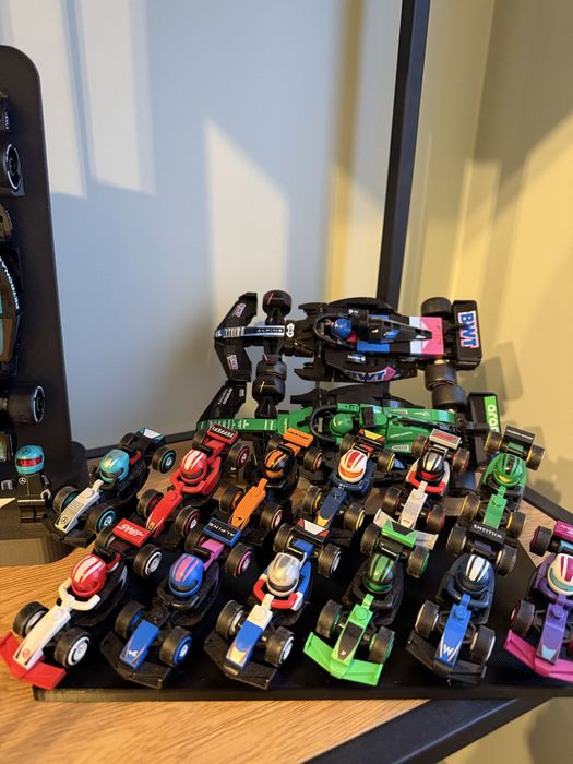 Stojak do kolekcji LEGO ICONS 71049 Formula 1