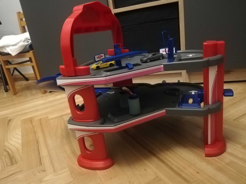 Garaż Majorette + 2 autka