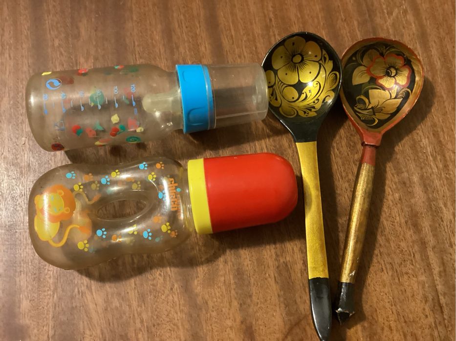 Дитячі тарілки, чашки, бутилочки ц. 220 гр.